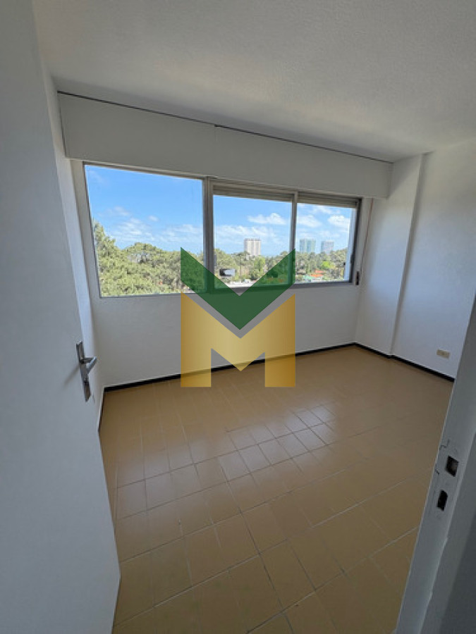 Apartamento ID.6872 - Alquiler Anual Punta Del Este