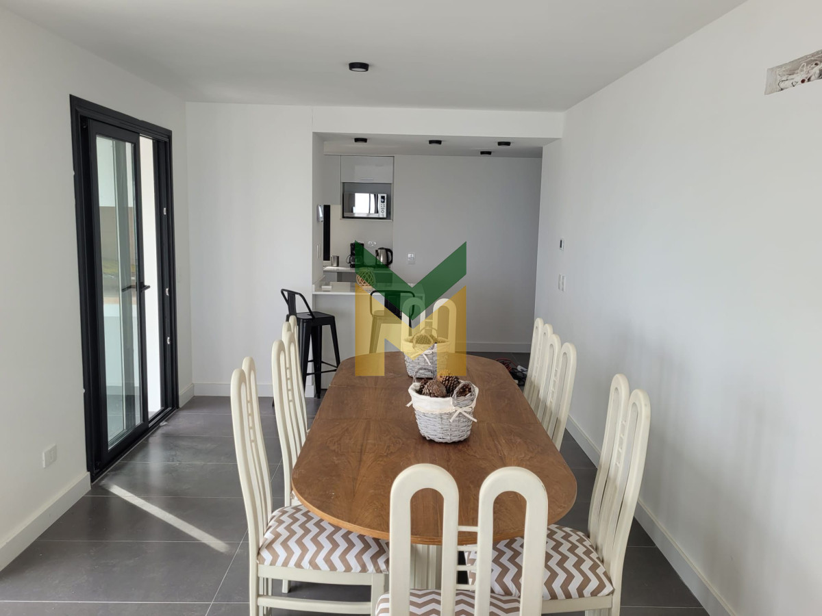 Apartamento ID.2140 - Apartamento en Venta, a estrenar, Primera fila Playa Brava - Punta del Este