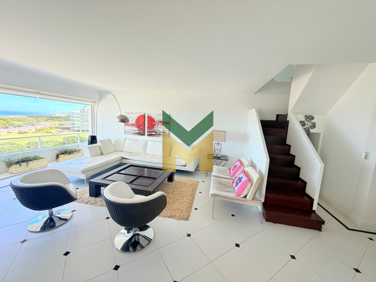 Apartamento ID.6865 - Apartamento en Venta 4 dormitorios Playa Brava