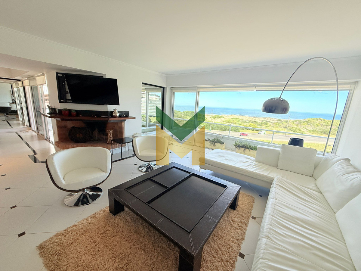 Apartamento ID.6865 - Apartamento en Venta 4 dormitorios Playa Brava