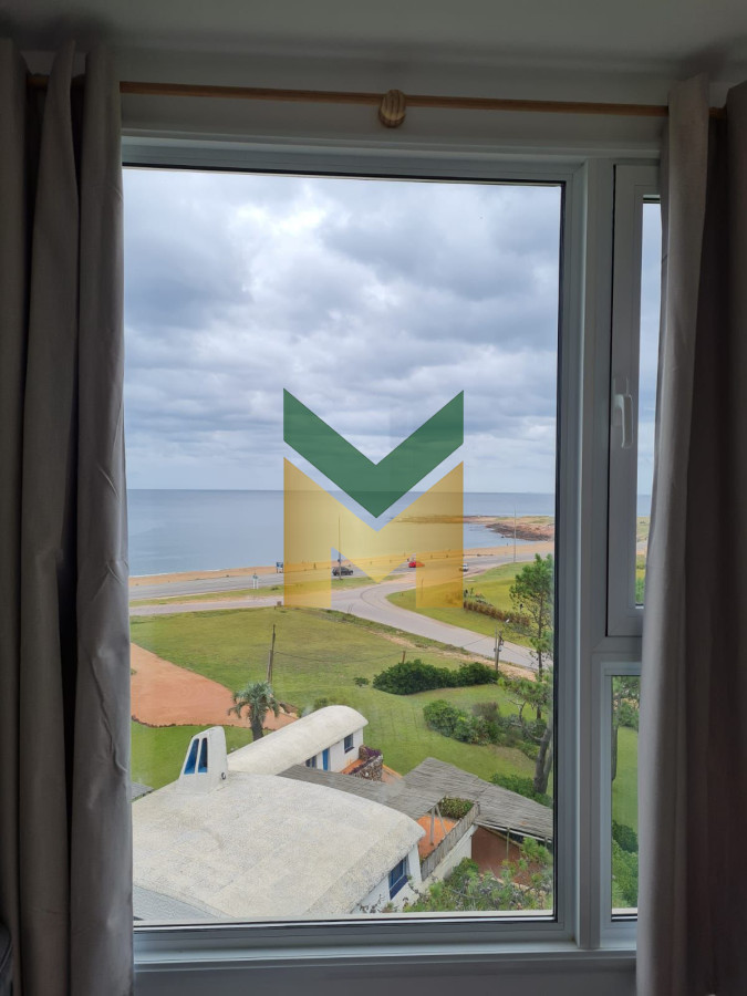 Apartamento ID.6104 - Apartamento en primera linea - 4 dormitorios Pinares Playa Mansa.