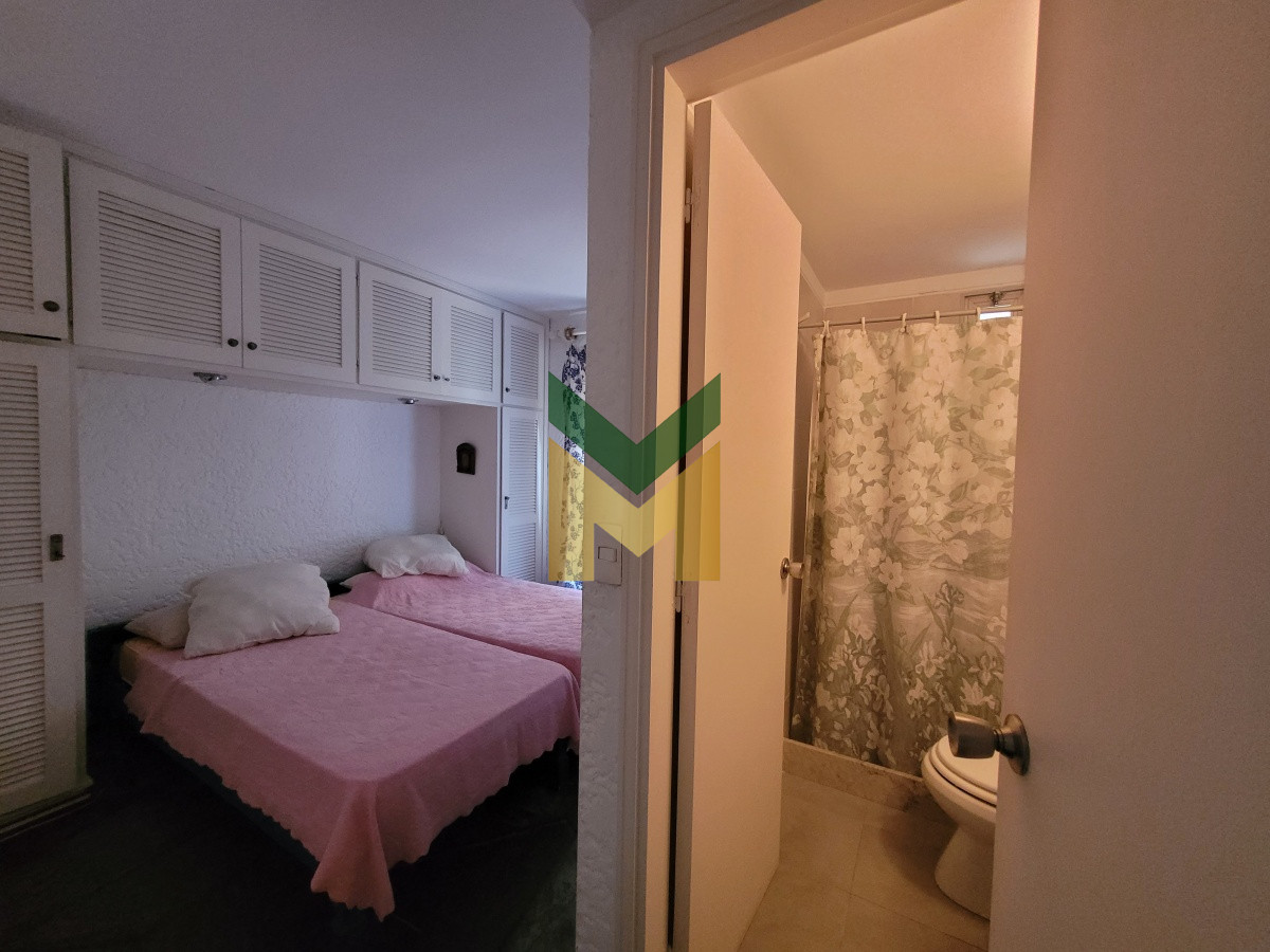 Apartamento ID.4240 - Alquiler anual apartamento en Punta del Este 