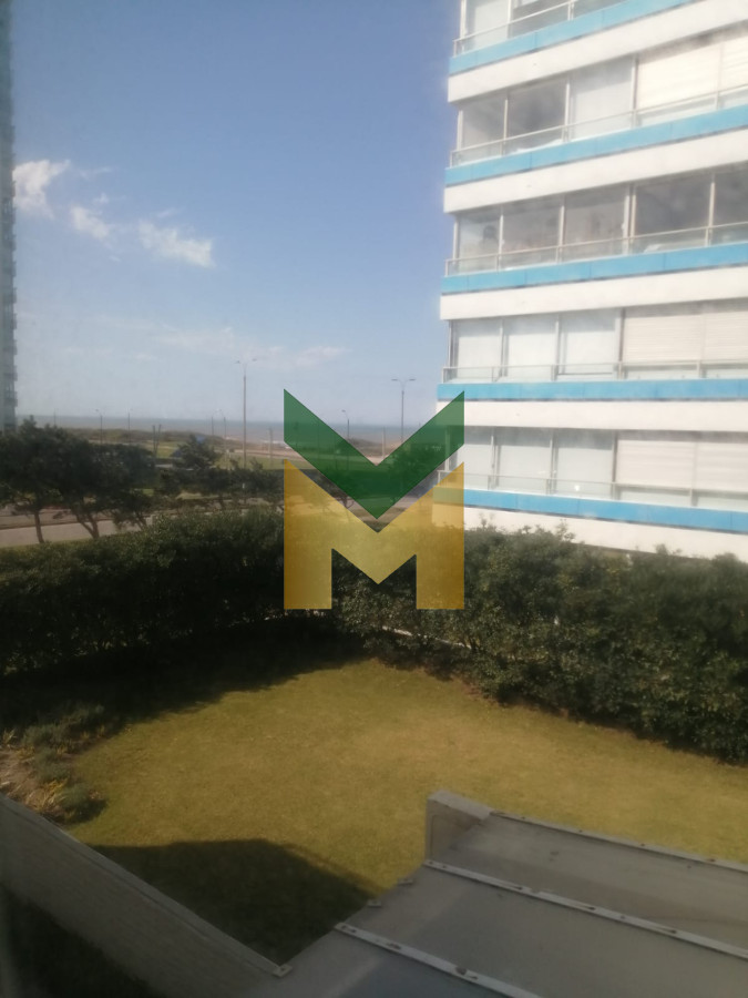 Apartamento ID.1960 - Apartamento en venta , Aidy Grill , Punta del Este 