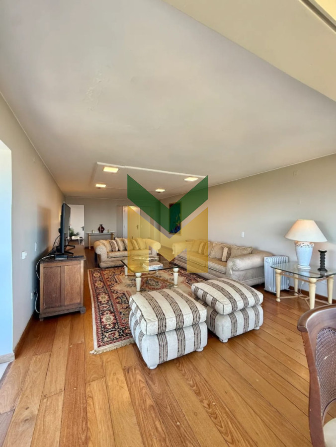 Apartamento ID.7098 - Alquiler temporal 4 dormitorios - Punta Del Este