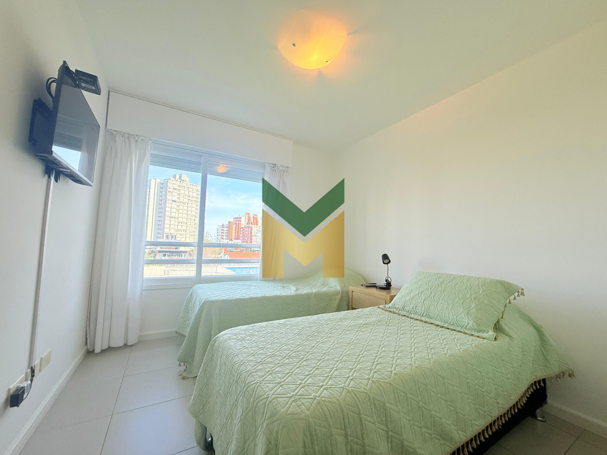 Apartamento ID.6831 - Apartamento en venta - 3 dormitorios Playa Brava
