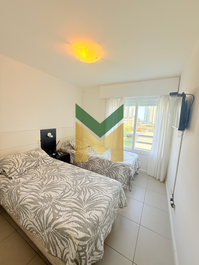 Apartamento ID.6831 - Apartamento en venta - 3 dormitorios Playa Brava