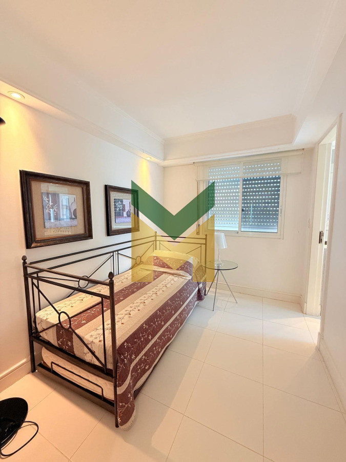 Apartamento ID.6866 - Apartamento en Venta frente al mar Playa Brava