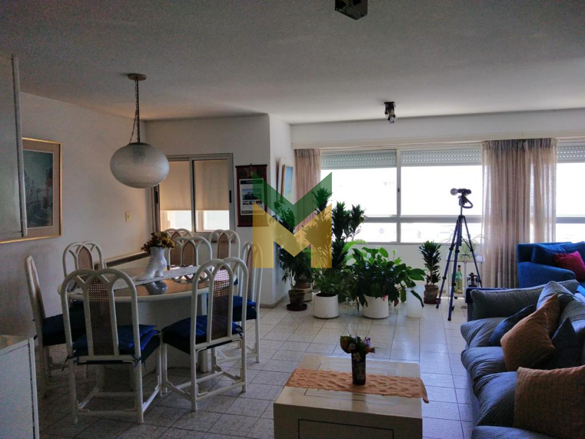 Apartamento ID.1620 - Apartamento en venta , peninsula , Punta Del este 
