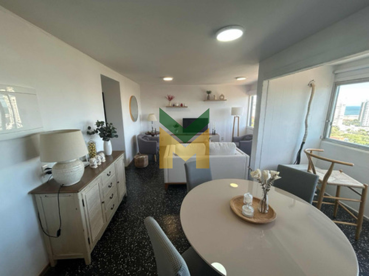 Apartamento ID.6849 - Vendo Apartamento, 2 dormitorio, excelente vista, Punta del este, Maldonado