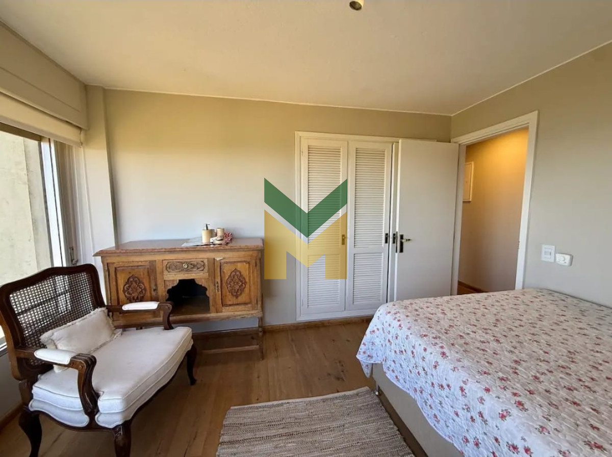 Apartamento ID.7098 - Alquiler temporal 4 dormitorios - Punta Del Este