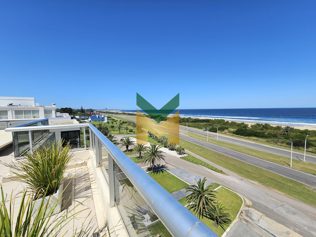 Apartamento ID.6086 - Exclusividad en brava - 3 dormitorios en suite con barbacoa y jacuzzi.