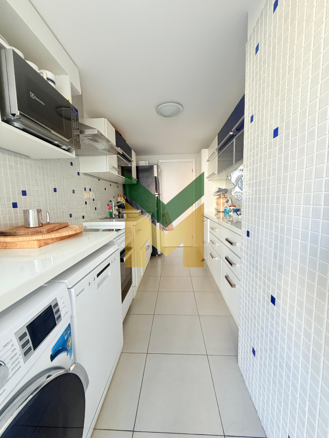 Apartamento ID.6831 - Apartamento en venta - 3 dormitorios Playa Brava