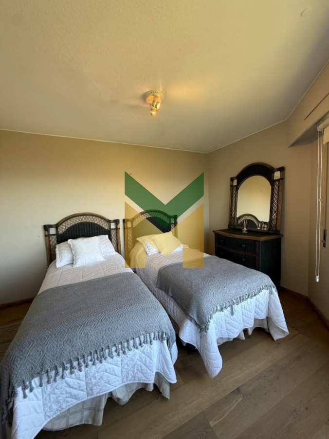 Apartamento ID.7098 - Alquiler temporal 4 dormitorios - Punta Del Este