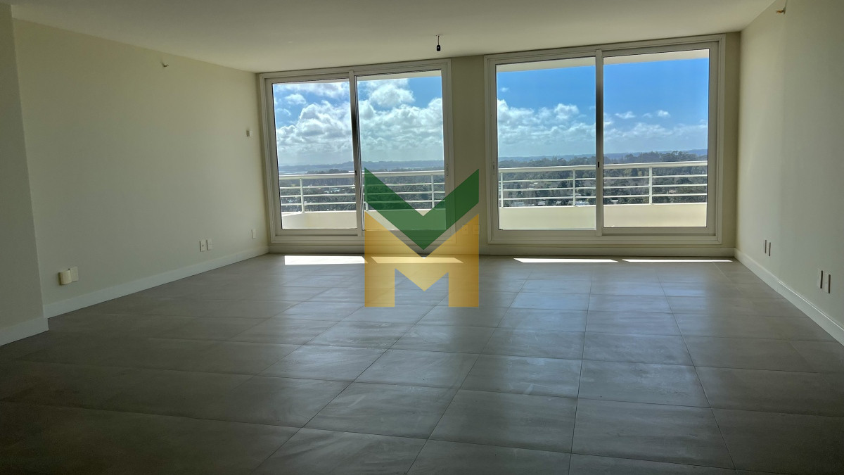 Apartamento ID.5792 - Greenlife. 3 Dormitorios con 3 baños. OPORTUNIDAD.