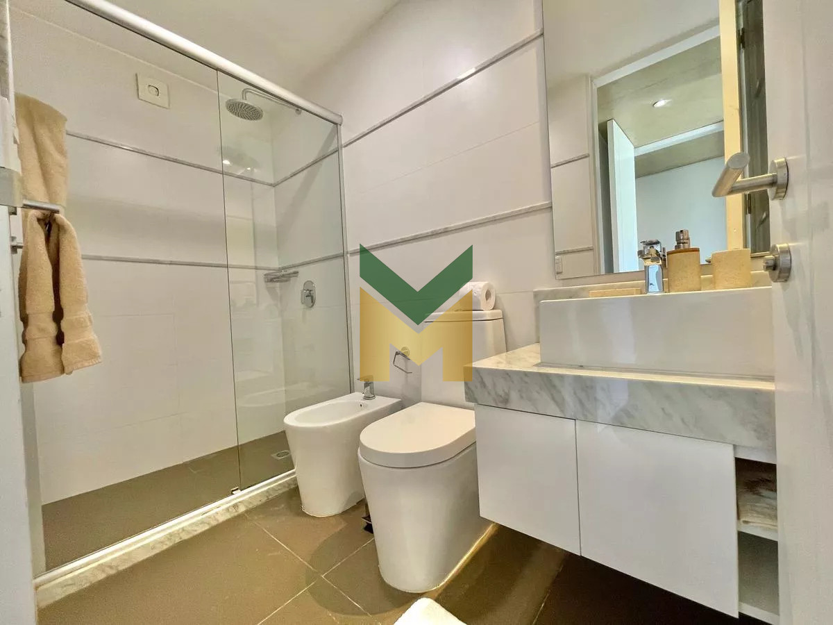 Apartamento ID.2315 - Apartamento en venta , 2 dormitorios, playa mansa, punta del este