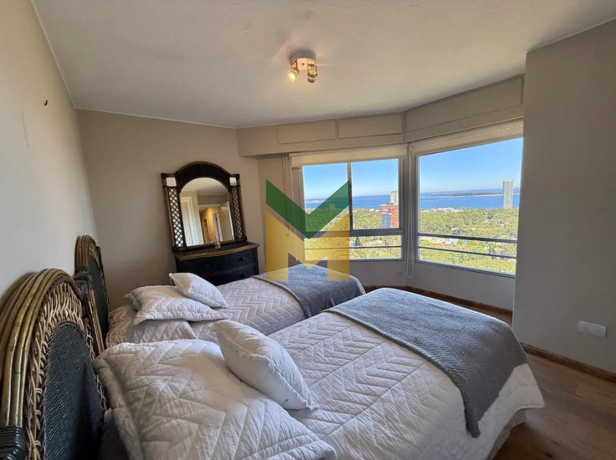 Apartamento ID.7098 - Alquiler temporal 4 dormitorios - Punta Del Este