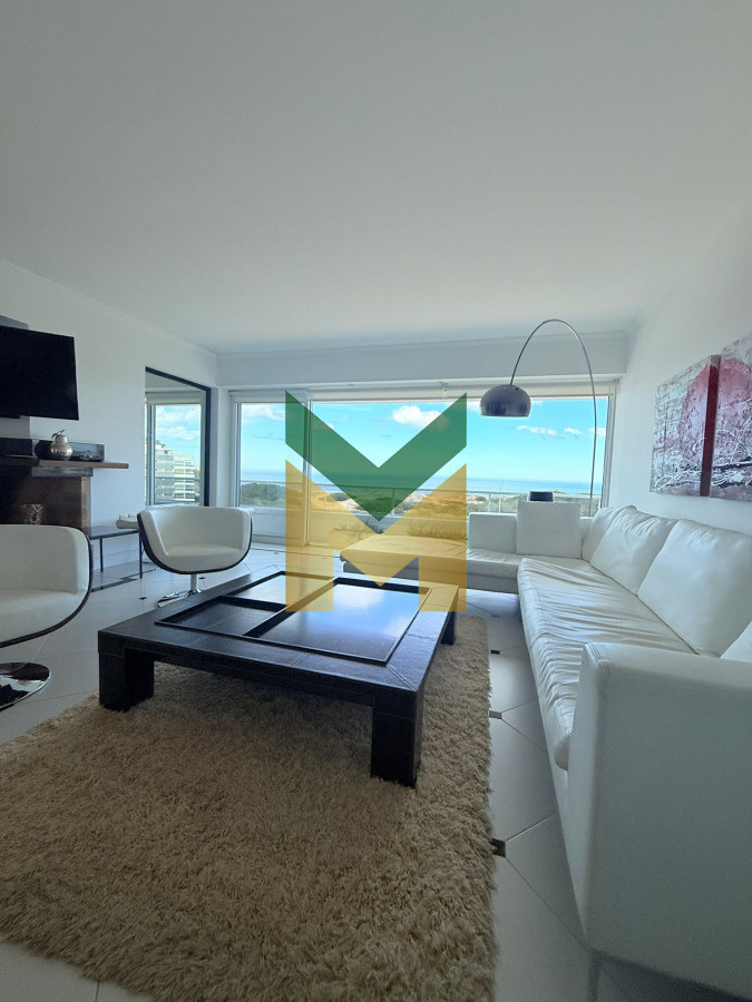 Apartamento ID.6865 - Apartamento en Venta 4 dormitorios Playa Brava