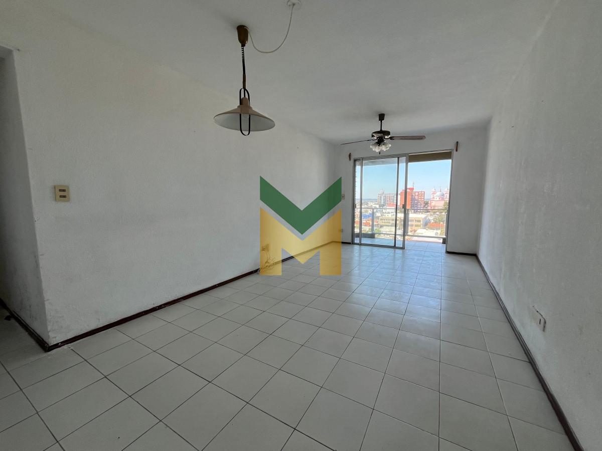 Apartamento ID.5721 - Apartamento en venta - 3 dormitorios Barrio Ipora.