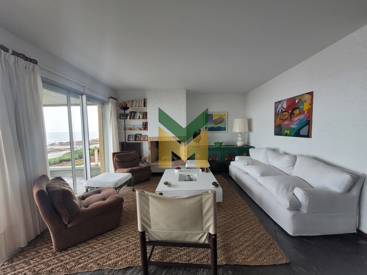 Apartamento ID.4240 - Alquiler anual apartamento en Punta del Este 