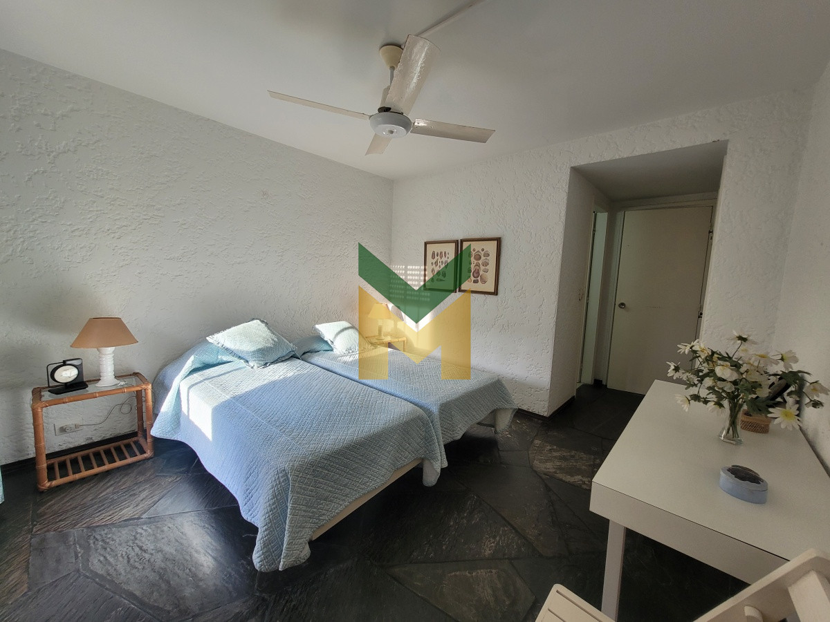 Apartamento ID.4240 - Alquiler anual apartamento en Punta del Este 
