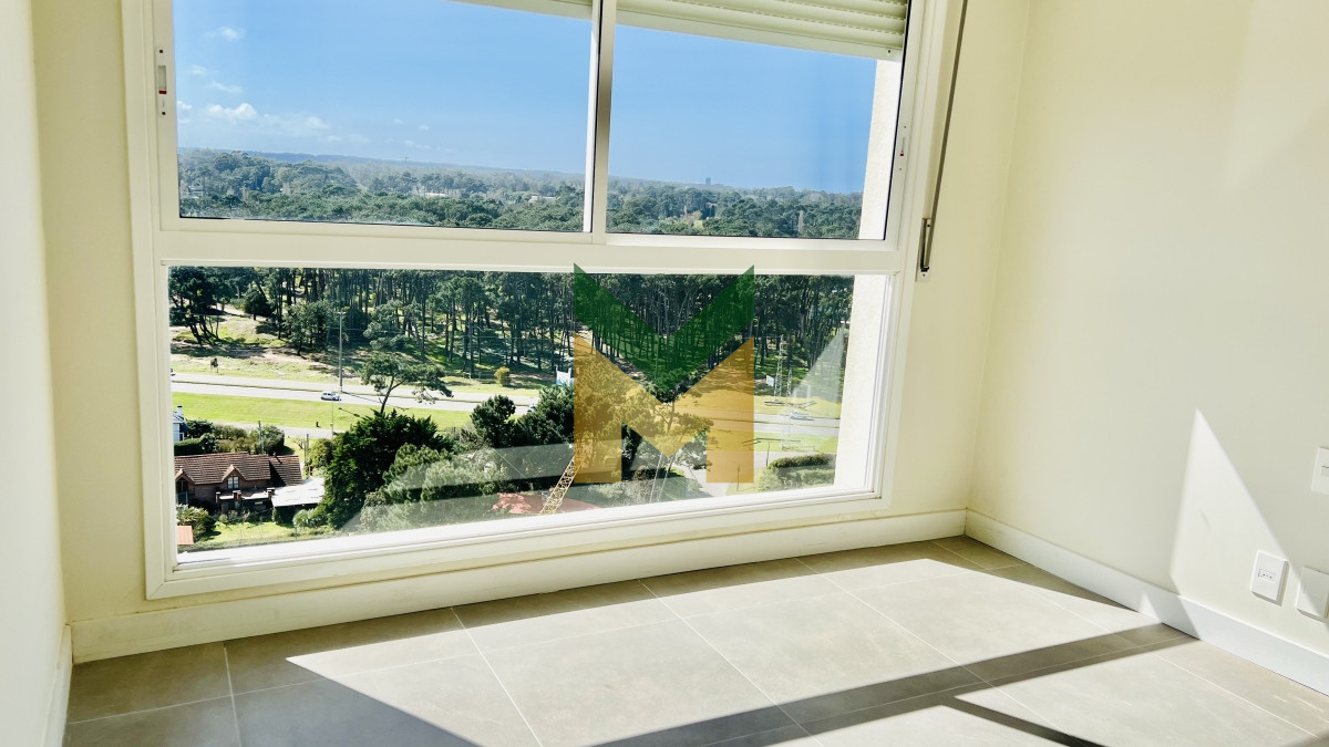 Apartamento ID.5791 - Greenlife. 3 Dormitorios con 4 baños. OPORTUNIDAD.