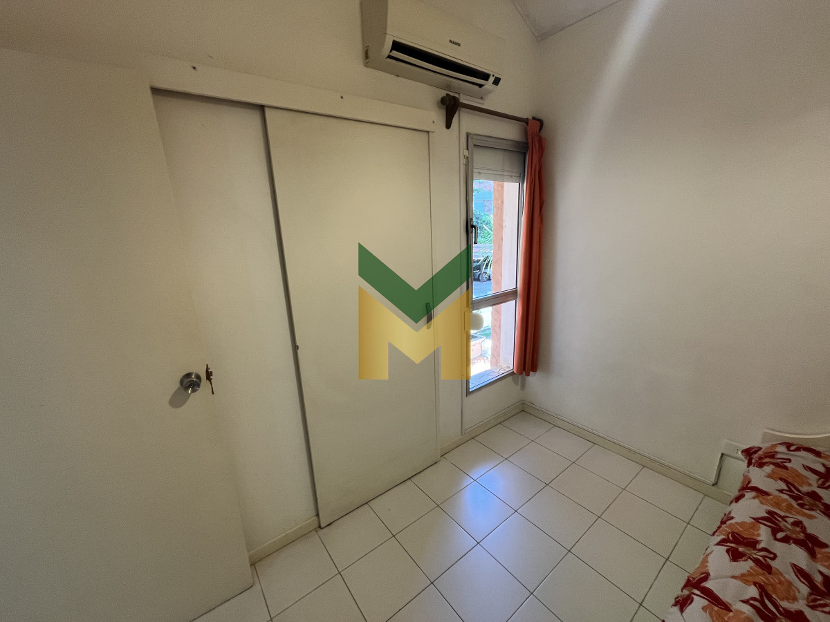 Apartamento ID.5890 - Apartamento en venta o alquiler temporario - 3 dormitorios Playa Mansa.