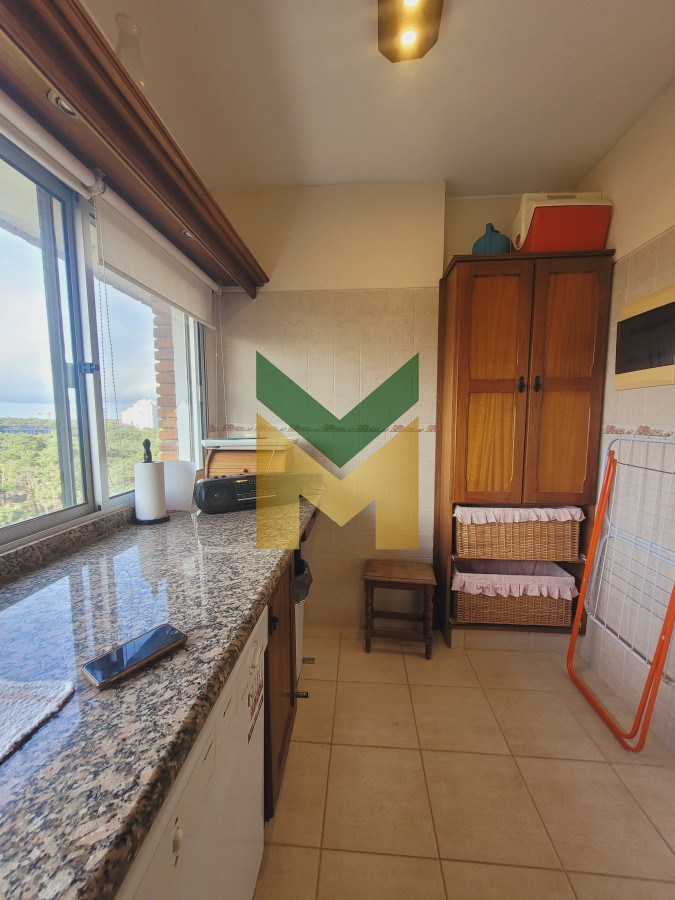 Apartamento ID.5490 - Apartamento En Venta 3 dormitorios a 400 metros del mar!! 