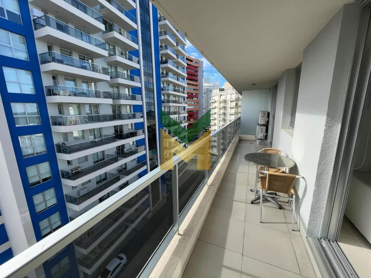 Apartamento ID.5074 - Apartamento en venta - 2 Dormitorios Playa Brava.