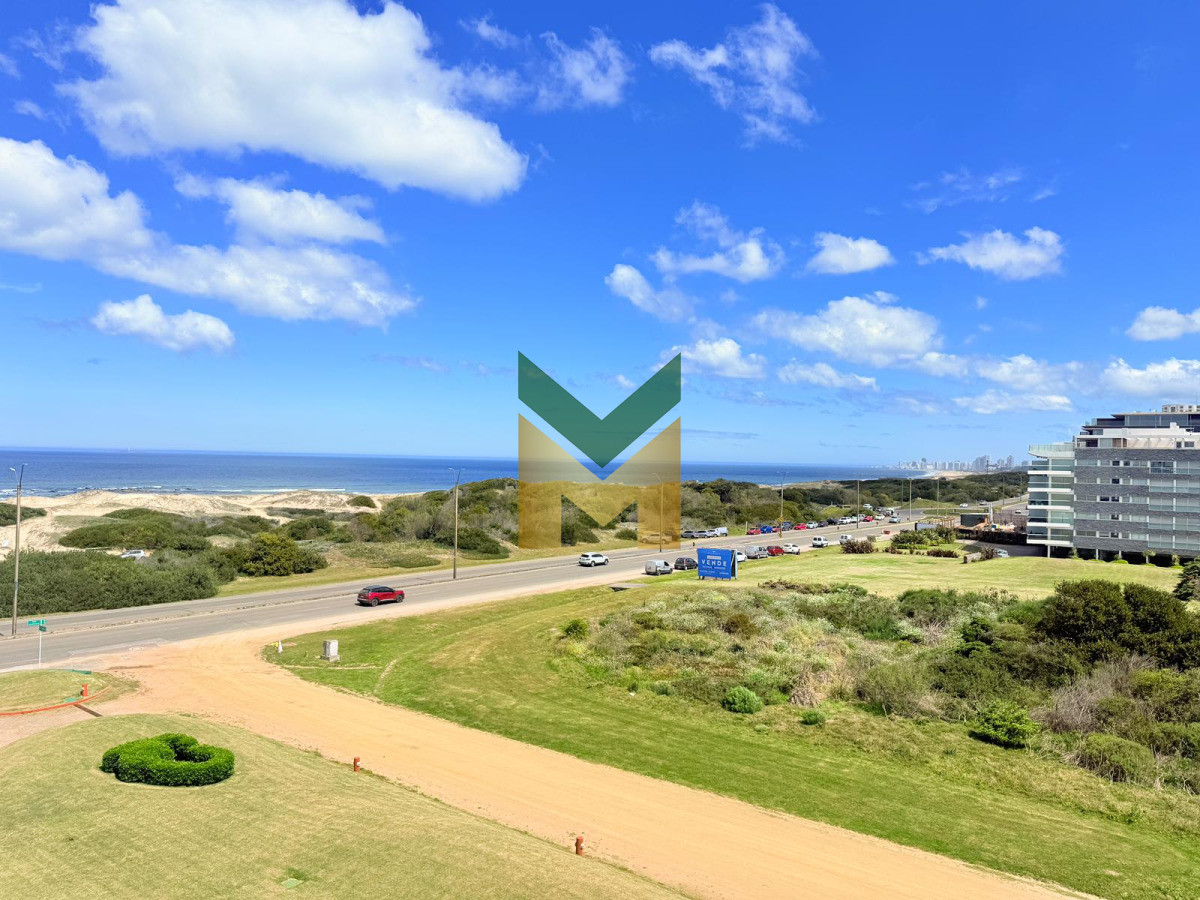 Apartamento ID.6865 - Apartamento en Venta 4 dormitorios Playa Brava