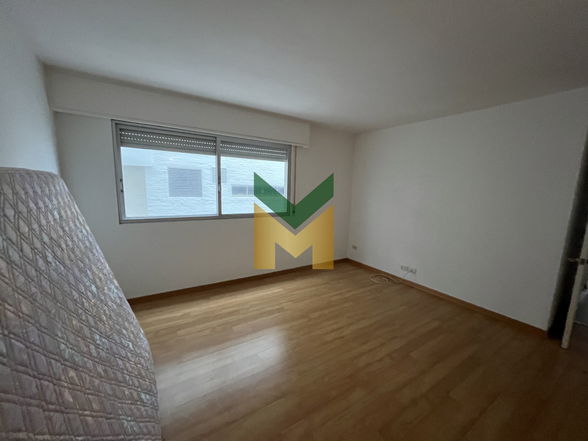 Apartamento ID.3087 - Apartamento en venta, puerto Punta del Este.