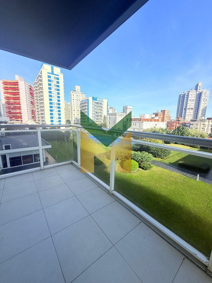 Apartamento ID.6831 - Apartamento en venta - 3 dormitorios Playa Brava