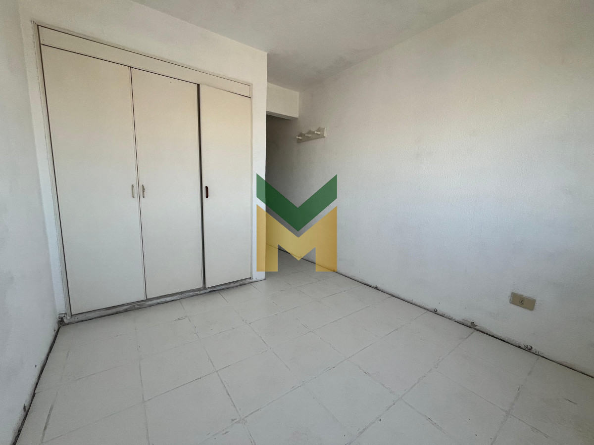 Apartamento ID.5721 - Apartamento en venta - 3 dormitorios Barrio Ipora.