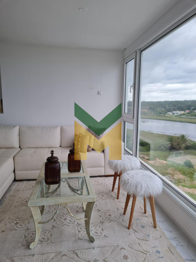 Apartamento ID.6104 - Apartamento en primera linea - 4 dormitorios Pinares Playa Mansa.