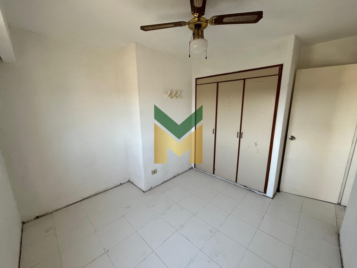 Apartamento ID.5721 - Apartamento en venta - 3 dormitorios Barrio Ipora.