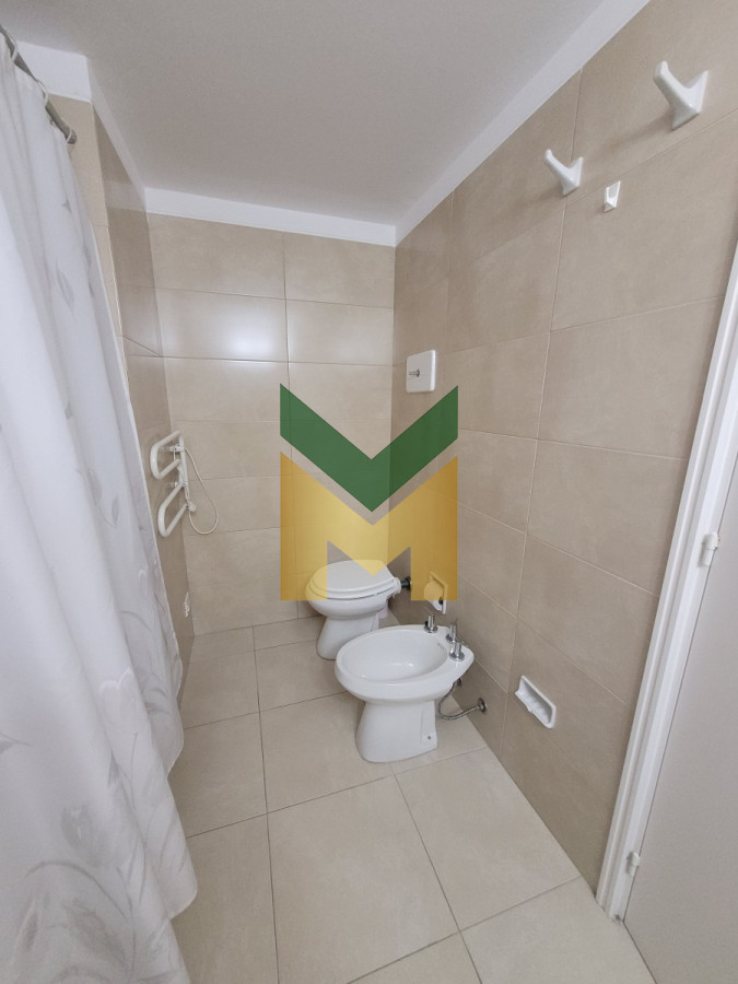 Apartamento ID.4240 - Alquiler anual apartamento en Punta del Este 