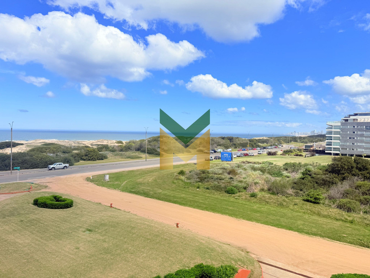 Apartamento ID.6866 - Apartamento en Venta frente al mar Playa Brava