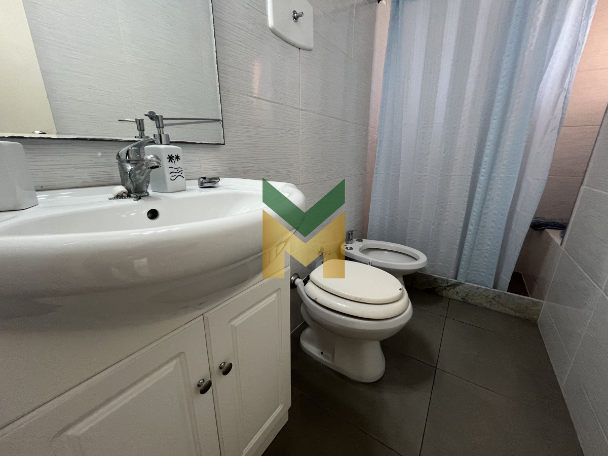 Apartamento ID.5890 - Apartamento en venta o alquiler temporario - 3 dormitorios Playa Mansa.