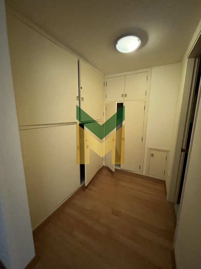 Apartamento ID.3087 - Apartamento en venta, puerto Punta del Este.