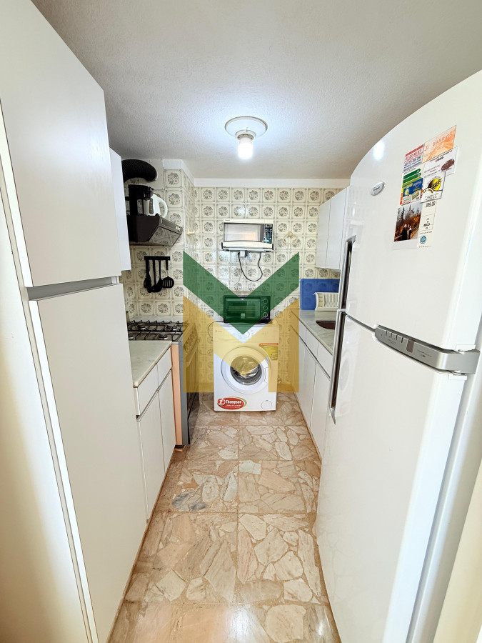 Apartamento ID.6479 - Apartamento en venta - 2 dormitorios y medio Playa Mansa