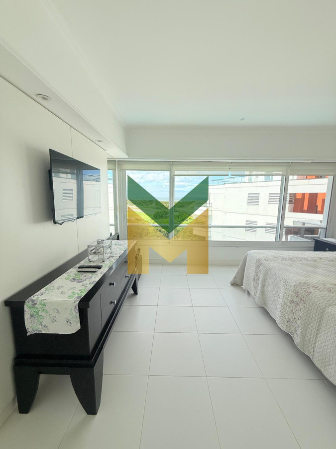 Apartamento ID.6866 - Apartamento en Venta frente al mar Playa Brava