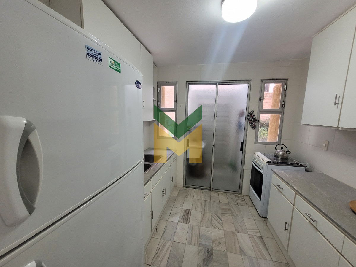 Apartamento ID.4240 - Alquiler anual apartamento en Punta del Este 