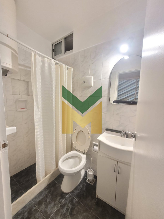 Apartamento ID.4419 - Apartamento en Venta, Peninsula, Punta del Este