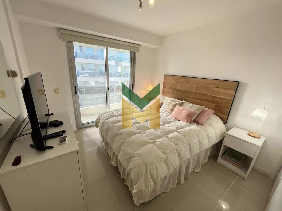 Apartamento ID.5074 - Apartamento en venta - 2 Dormitorios Playa Brava.