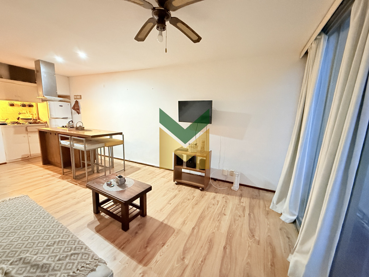Apartamento ID.2482 - Apartamento en Venta, Playa Mansa, Punta del Este