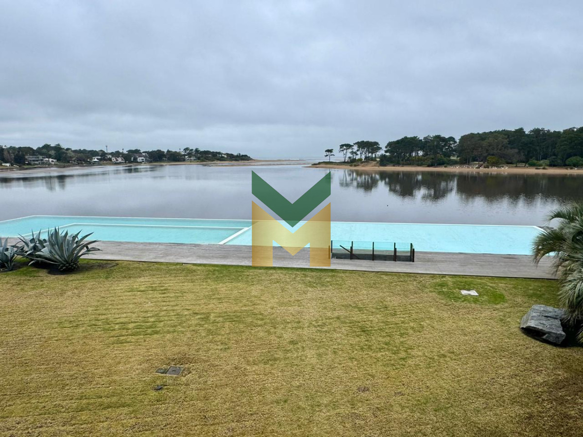 Apartamento ID.6991 - Exclusividad En La Barra - Gran Planta 