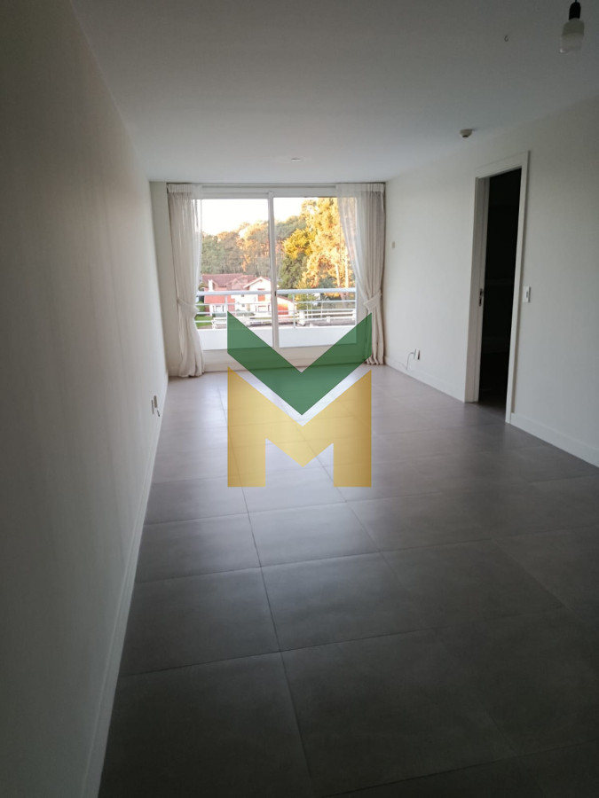 Apartamento ID.6468 - Se Vende Apartamento De 2 Dormitorios En Barrio Cantegril