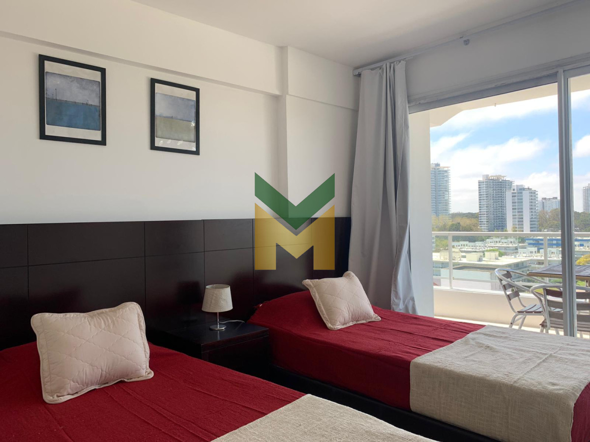 Apartamento ID.860 - Apartamento en Alquiler Anual, Aidy Grill, Punta del Este
