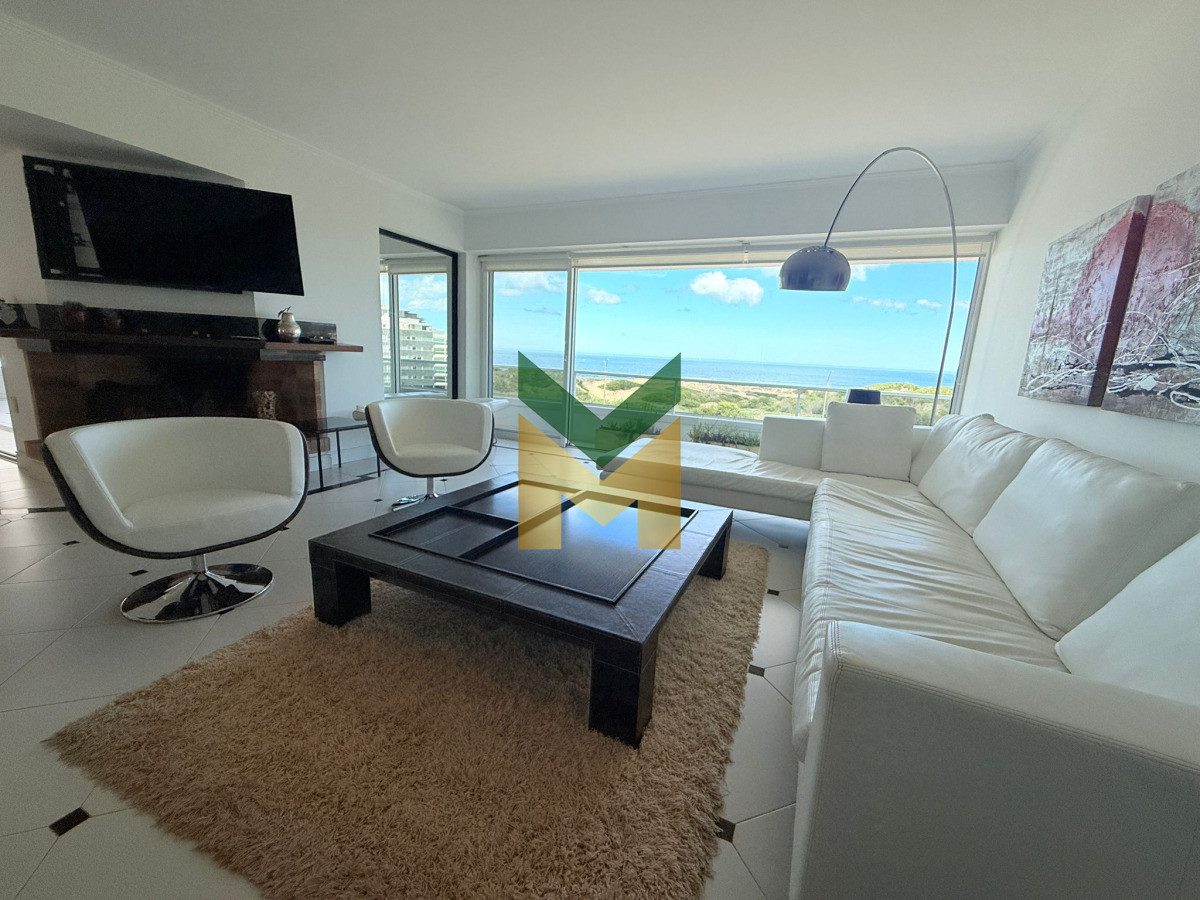 Apartamento ID.6865 - Apartamento en Venta 4 dormitorios Playa Brava