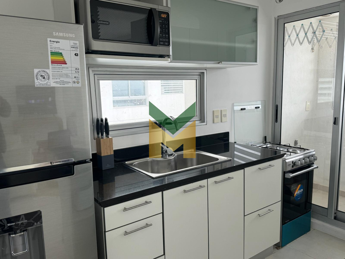 Apartamento ID.5676 - Alquiler temporal - Ocean Drive Full Amenities. 1 Dormitorio y medio