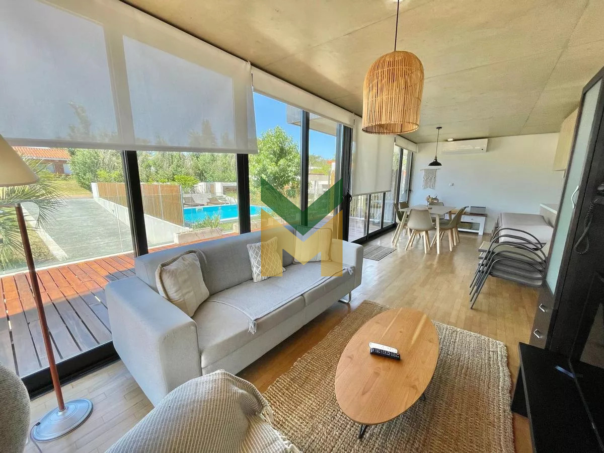 Apartamento ID.2315 - Apartamento en venta , 2 dormitorios, playa mansa, punta del este
